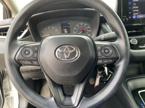 Used 2024 Toyota Corolla LE image 34