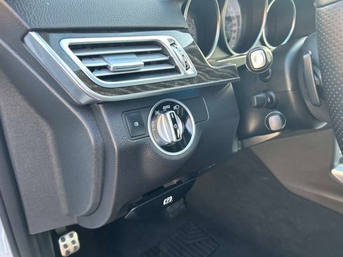 Used 2016 Mercedes-Benz E 350 Sedan image 21