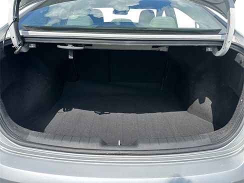 Used 2020 Hyundai Elantra SEL w/ Cargo Package (C1) image 17