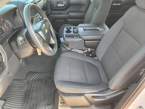 Certified 2022 Chevrolet Silverado 1500 Custom RWD image 13