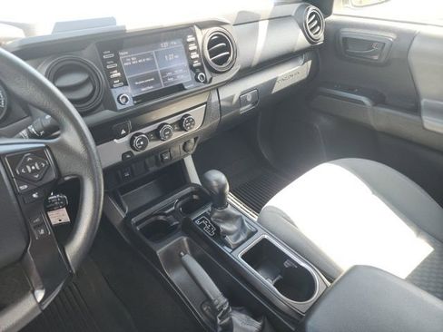 Used 2022 Toyota Tacoma SR image 24