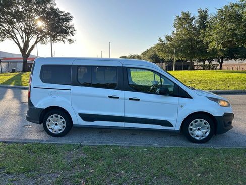 Used 2018 Ford Transit Connect XL FWD image 7