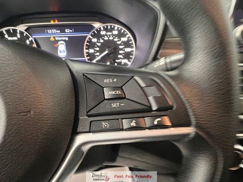Used 2025 Nissan Altima 2.5 SV FWD image 45