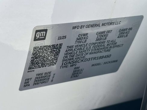 Used 2026 Chevrolet Suburban LT w/ Comfort Package AWD/4WD image 31
