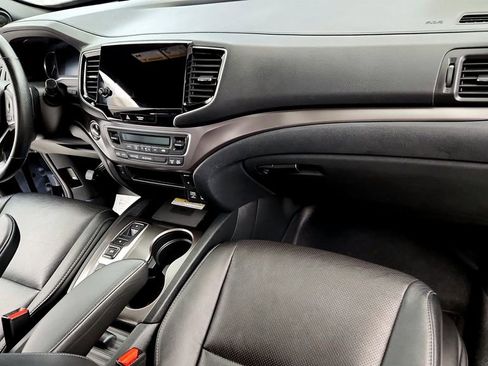 Used 2023 Honda Passport EX-L image 16