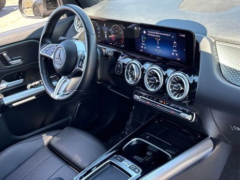 Used 2025 Mercedes-Benz GLA 250 image 27