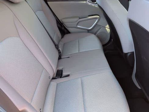Used 2022 Kia Soul LX image 20