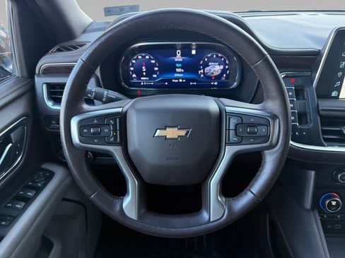 Used 2022 Chevrolet Tahoe LT w/ Luxury Package image 12