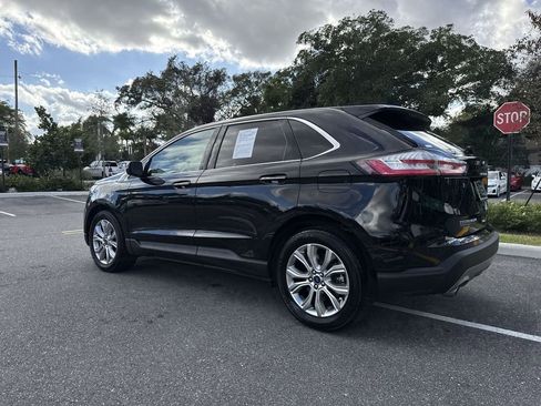 Used 2022 Ford Edge Titanium image 27