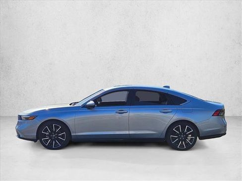 Used 2026 Honda Accord Touring image 9