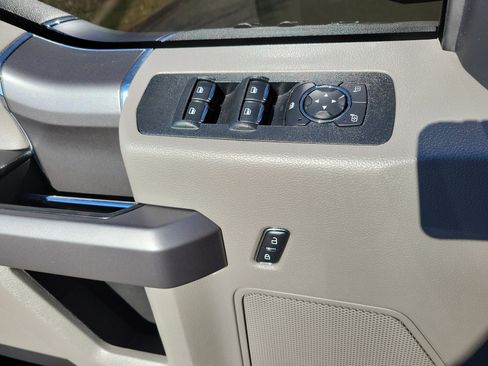 Used 2020 Ford F150 XLT w/ Equipment Group 302A Luxury image 19