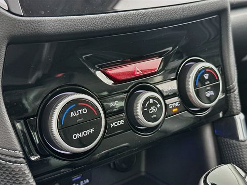 Used 2023 Subaru Forester Touring AWD/4WD image 16