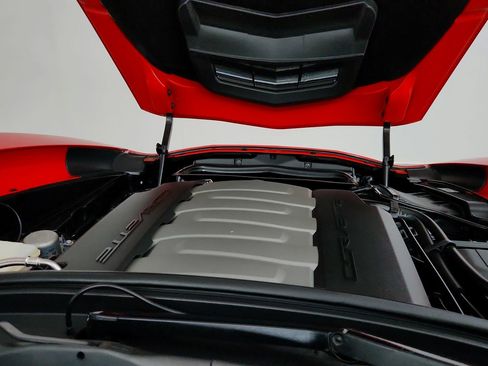Used 2014 Chevrolet Corvette Stingray Coupe RWD image 12