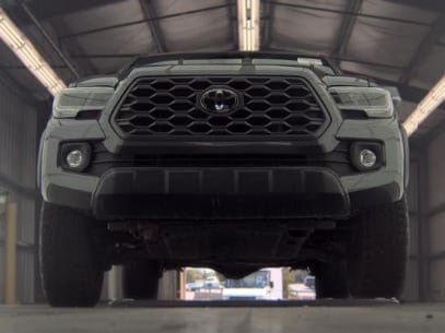 Used 2021 Toyota Tacoma TRD Off-Road w/ Technology Package AWD/4WD image 3