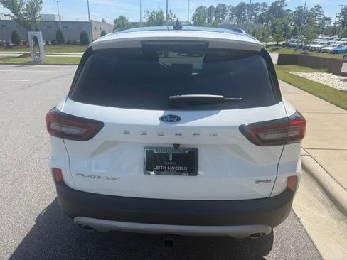 Used 2023 Ford Escape Platinum w/ Premium Technology Package AWD/4WD image 7