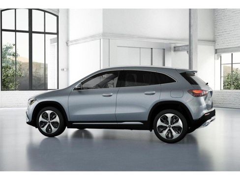 Used 2025 Mercedes-Benz GLA 250 image 31