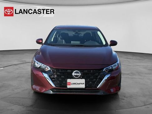 Used 2025 Nissan Sentra SV FWD image 2