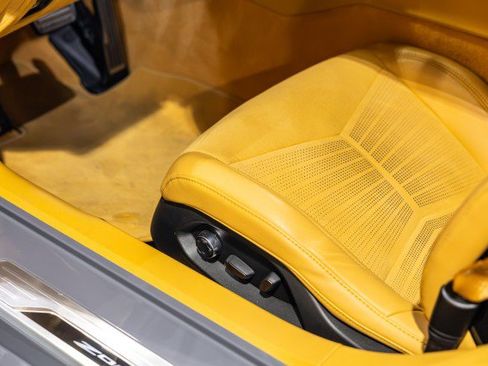 Used 2024 Chevrolet Corvette Z06 RWD image 33