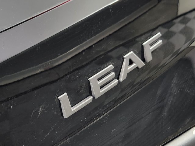 Used 2025 Nissan Leaf S FWD image 10