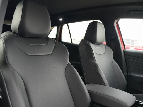 Used 2023 Volkswagen ID.4 Pro S Plus image 19