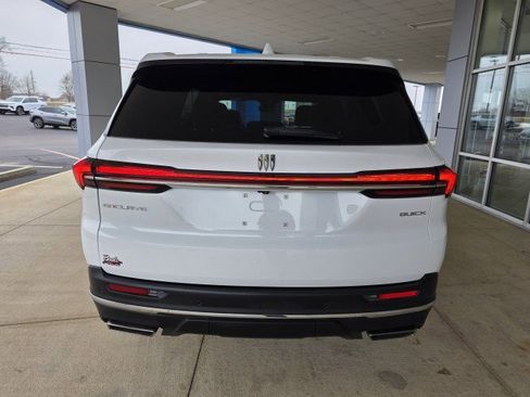 Used 2025 Buick Enclave Preferred image 15