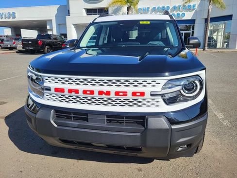 Used 2025 Ford Bronco Sport Heritage w/ Convenience Package AWD/4WD image 2
