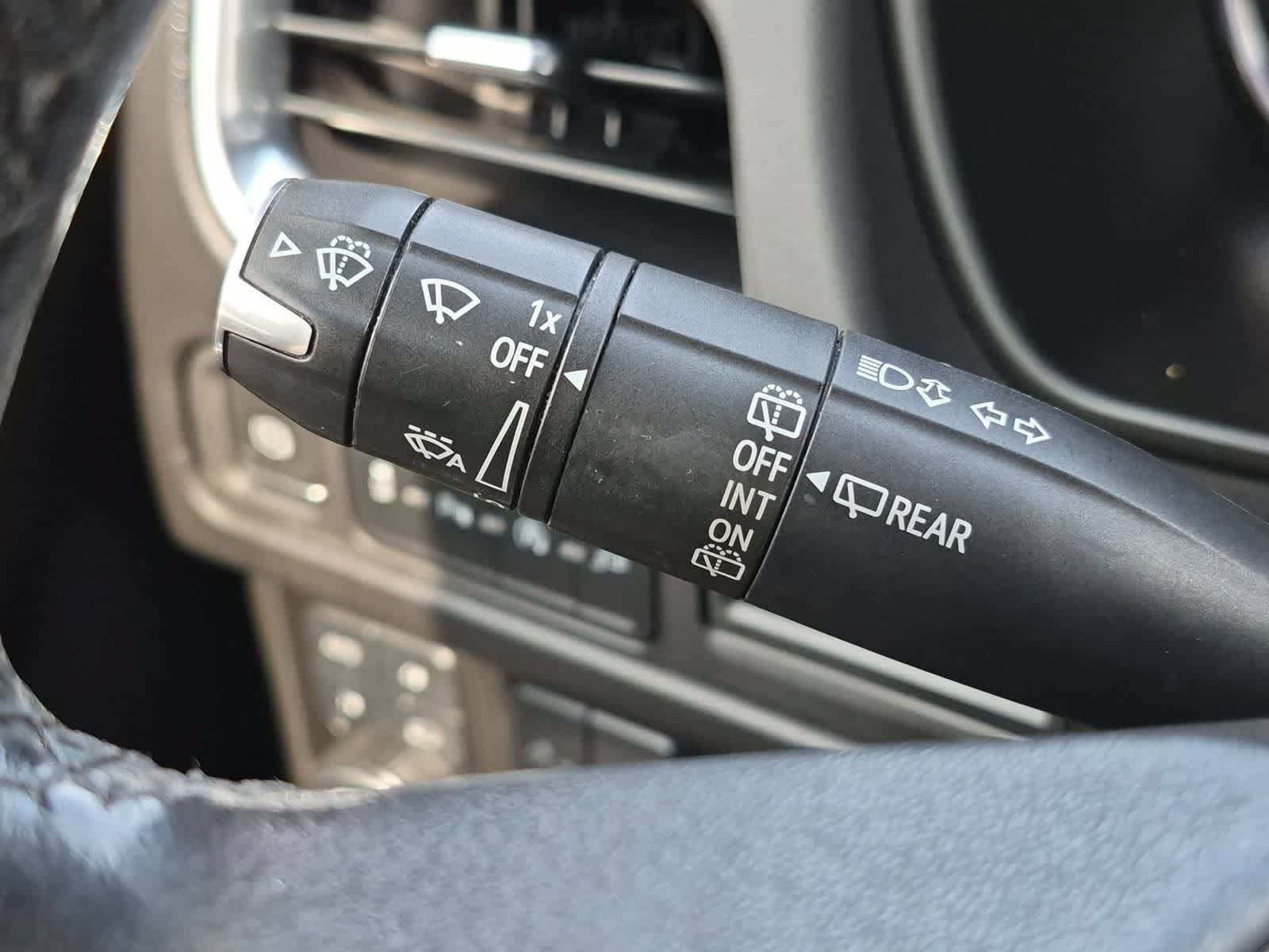 Used 2021 Chevrolet Tahoe LT AWD/4WD image 25