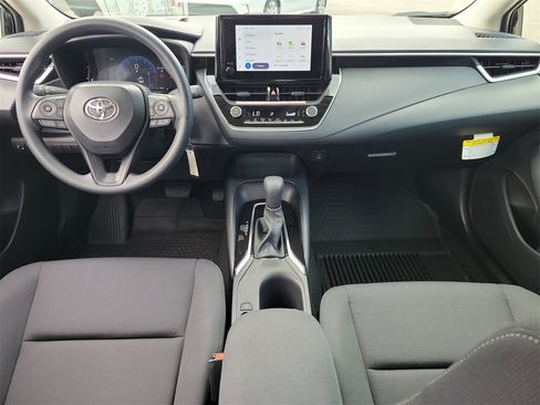 Used 2026 Toyota Corolla LE image 12