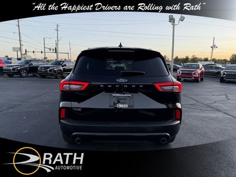 Used 2025 Ford Escape ST-Line image 8