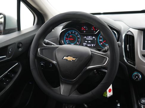 Used 2016 Chevrolet Cruze LS FWD image 14
