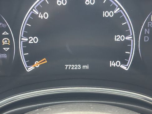 Used 2020 Jeep Grand Cherokee Laredo RWD image 28