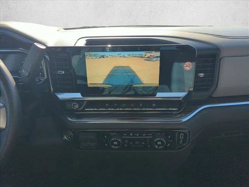 Used 2025 Chevrolet Silverado 1500 LT image 14