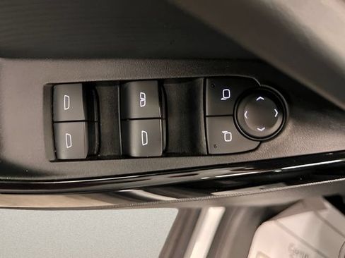 Certified 2025 Chevrolet Equinox LT AWD/4WD image 14