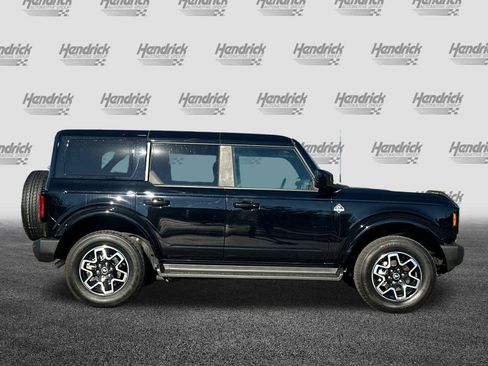 Used 2025 Ford Bronco Outer Banks image 3