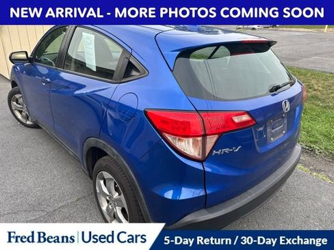 Used 2018 Honda HR-V LX image 9