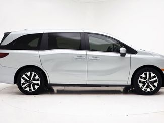 Used 2025 Honda Odyssey EX-L video 2