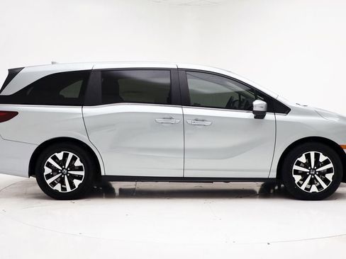 Used 2025 Honda Odyssey EX-L image 2