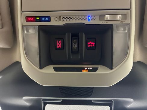 Certified 2023 Subaru Forester Premium AWD/4WD image 20