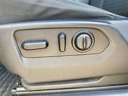 Used 2021 GMC Sierra 1500 Elevation image 21