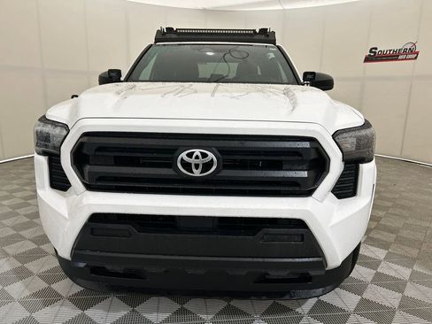 Used 2024 Toyota Tacoma SR image 24