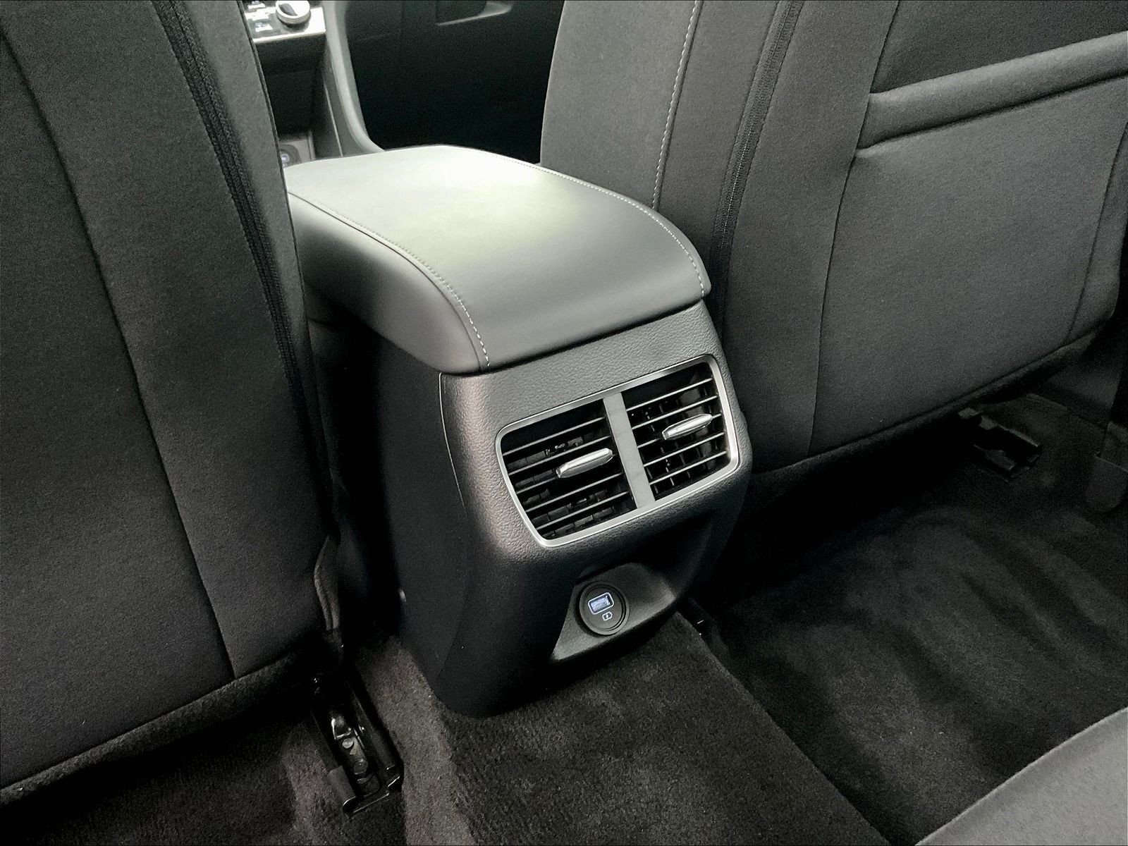Used 2023 Hyundai Sonata SEL w/ Convenience Package FWD image 10