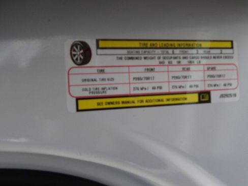Used 2018 RAM 1500 Tradesman RWD image 10
