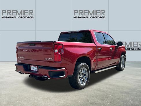 Used 2020 Chevrolet Silverado 1500 High Country w/ Technology Package AWD/4WD image 4