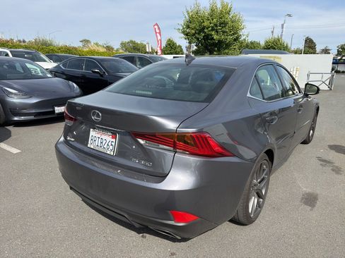 Used 2020 Lexus IS 350 F Sport w/ F Sport Package RWD image 5