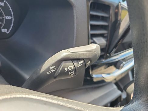 Used 2024 Ford Transit 350 XLT RWD image 28