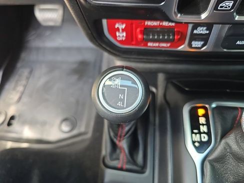 Used 2021 Jeep Wrangler Unlimited Rubicon AWD/4WD image 21