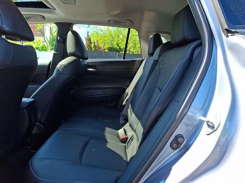 Certified 2024 Toyota Corolla Cross XLE w/ Convenience Package FWD image 10