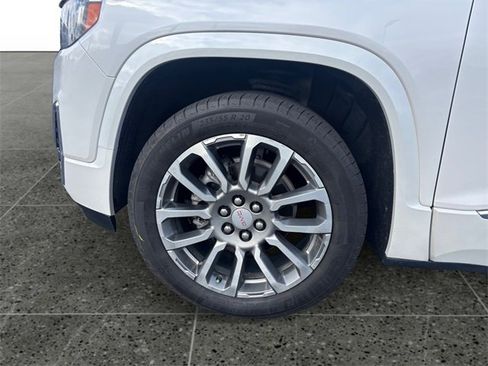 Used 2022 GMC Acadia Denali w/ Denali Ultimate Package image 14