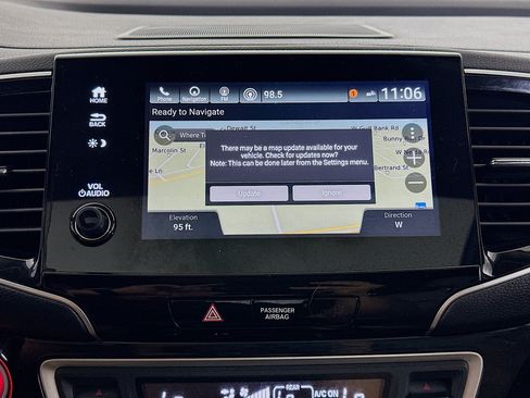 Used 2019 Honda Pilot Touring image 34