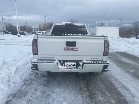 Used 2017 GMC Sierra 1500 Denali image 4